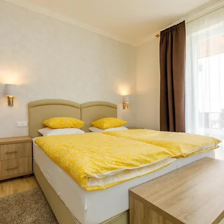 Andi Apartman Heviz Exterior photo