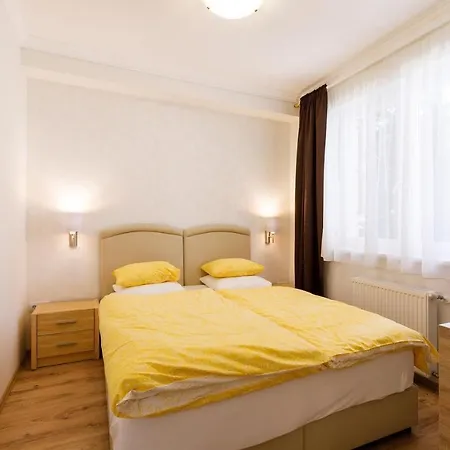 Andi Apartman Heviz Exterior photo