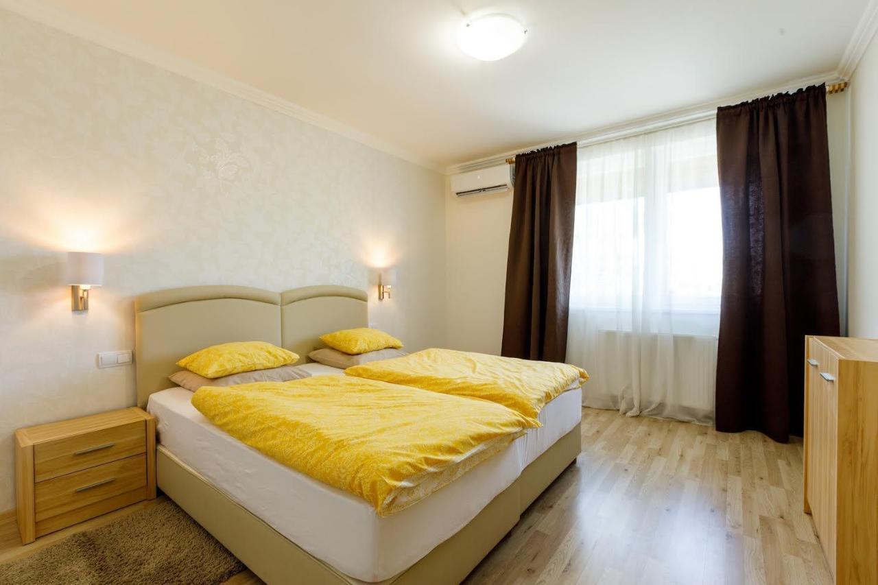 Andi Apartment