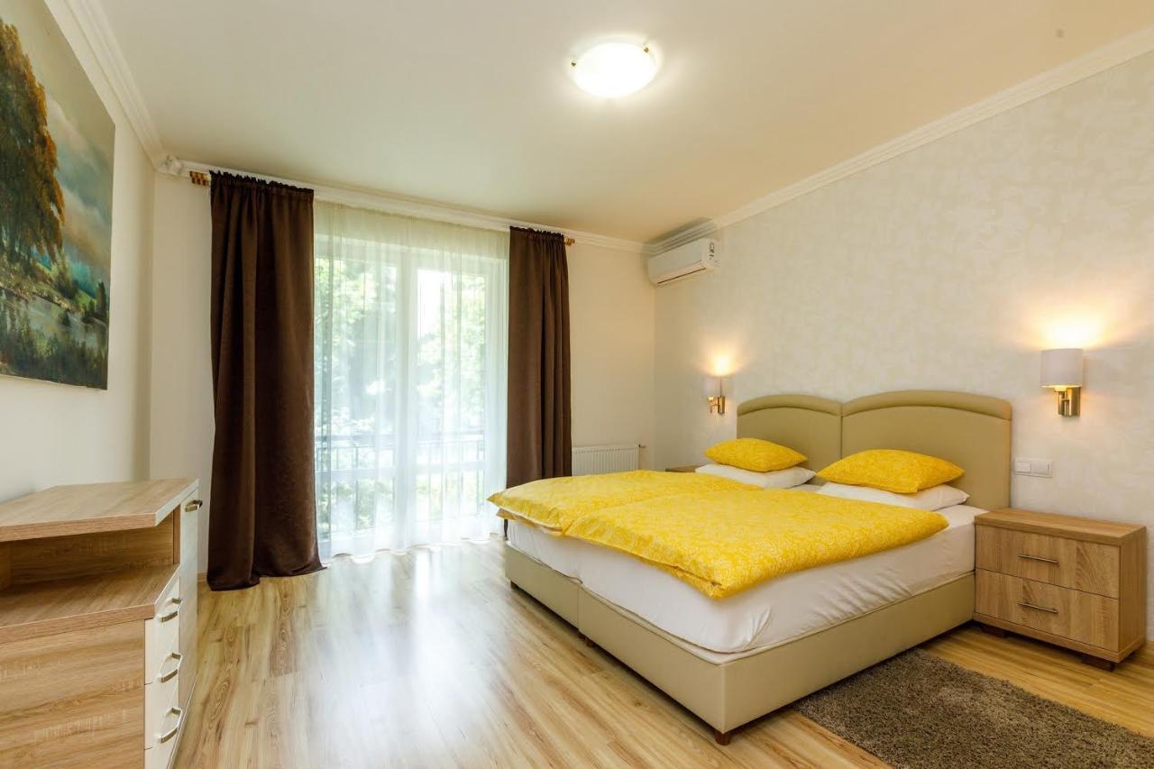 Andi Apartment *