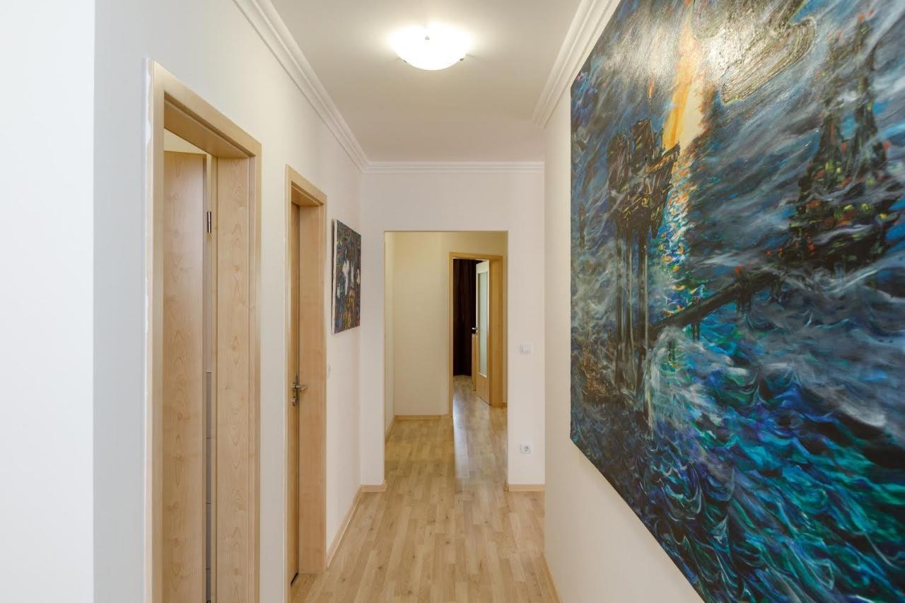 Apartment Andi *