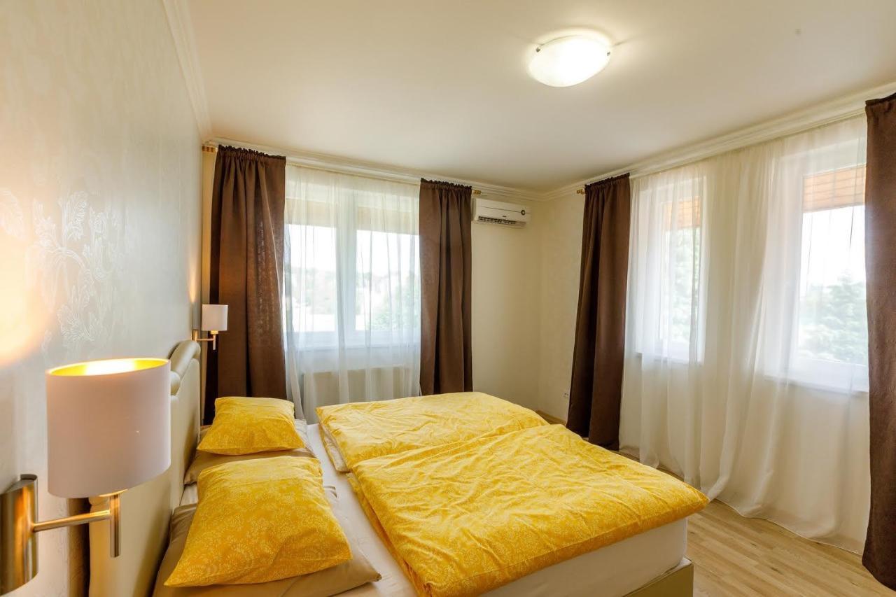 Andi Apartment